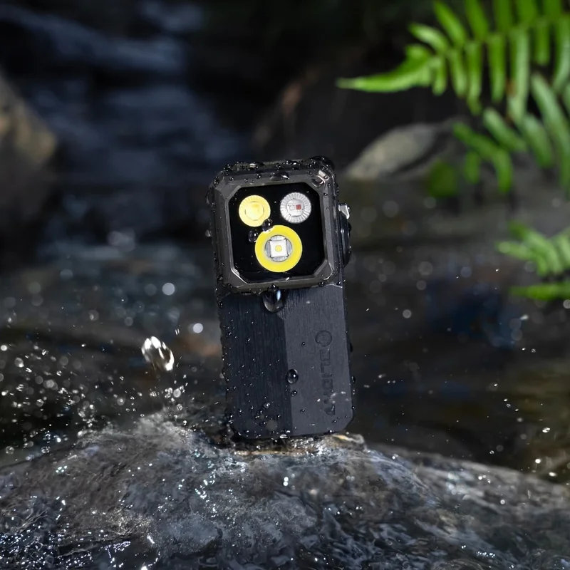 Latarka akumulatorowa Olight Oclip 2 Ultra Premium Onyx Black 580 lumenów