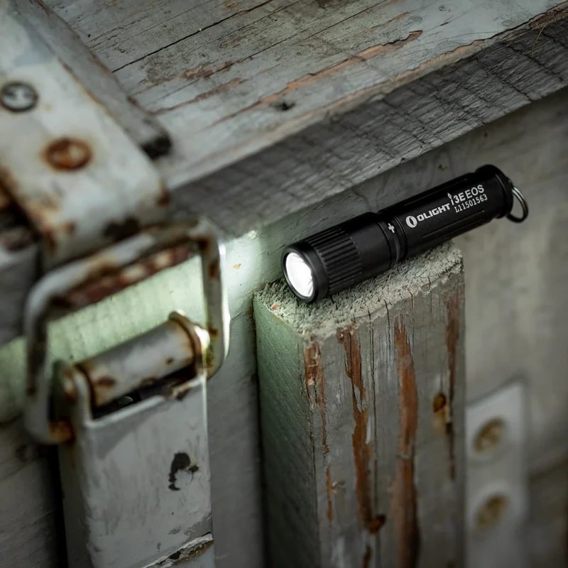 Latarka Olight I3E EOS Czarna - 90 lumenów