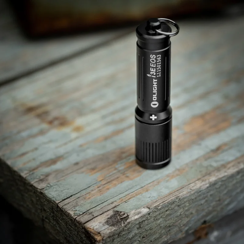 Latarka Olight I3E EOS Czarna - 90 lumenów