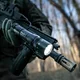 Latarka taktyczna Olight Odin GL Mini z celownikiem laserowym i mocowaniem - 1000 lumenów