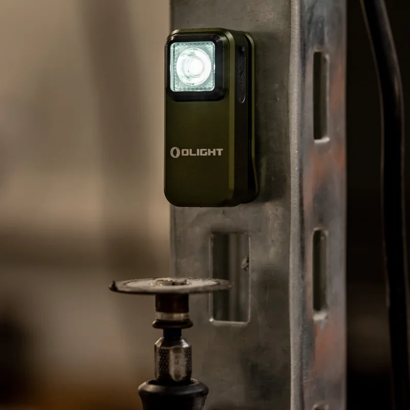 Latarka akumulatorowa Olight Oclip OD Green - 300 lumenów