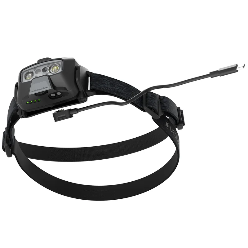 Latarka czołowa Ledlenser HF6R Core Black - 800 lumenów