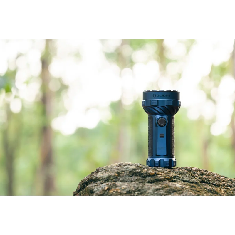 Latarka akumulatorowa Olight Marauder 3 z funkcją powerbanku 25000 lumenów, zasięg 1050 m - Midnight Blue