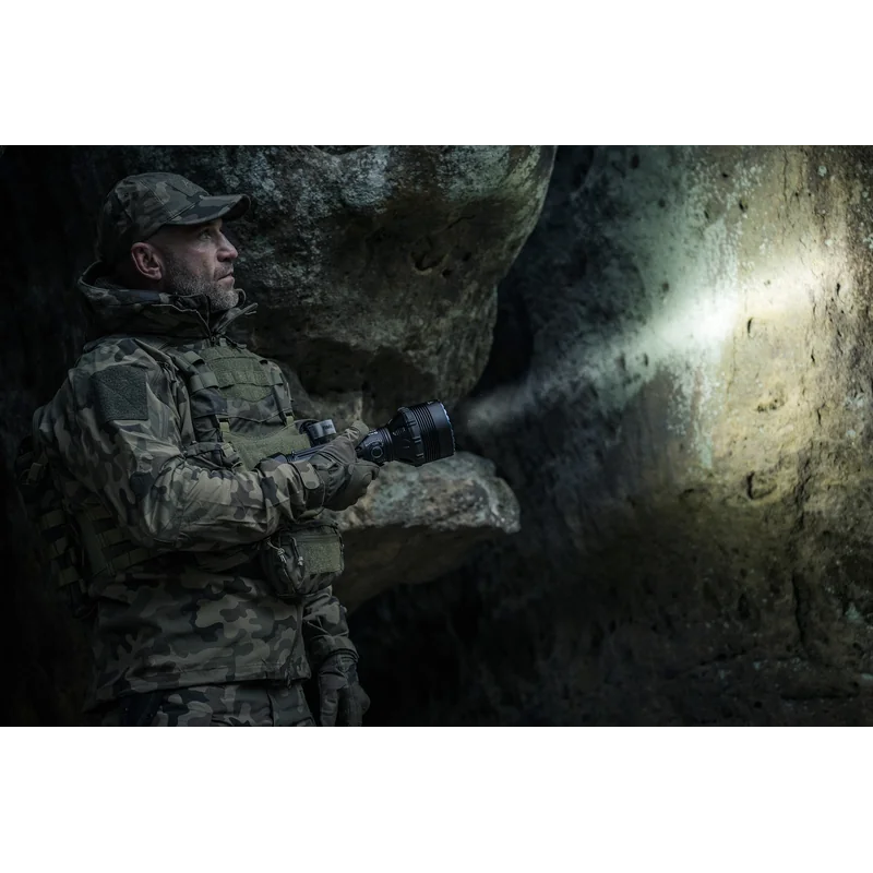 Latarka akumulatorowa Olight X9R Marauder - 25000 lumenów