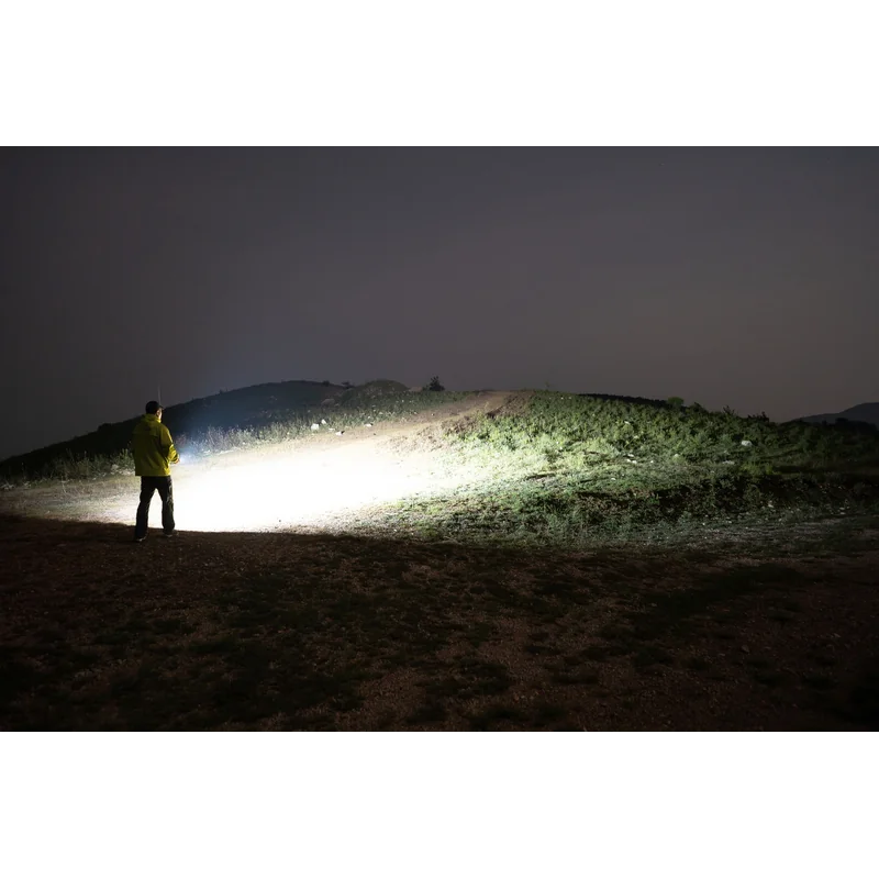 Latarka Olight ArkPro Class 1 Cool White OD Green - 1500 lumenów