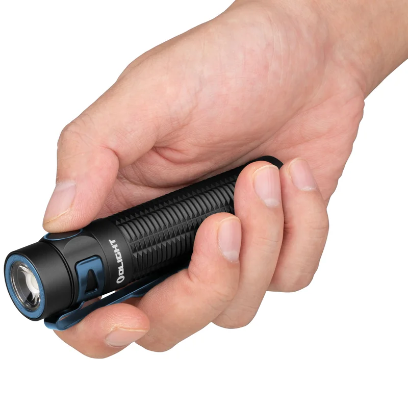 Latarka Olight Baton 3 Pro Cool White Akumulatorowa Czarna - 1500 lumenów