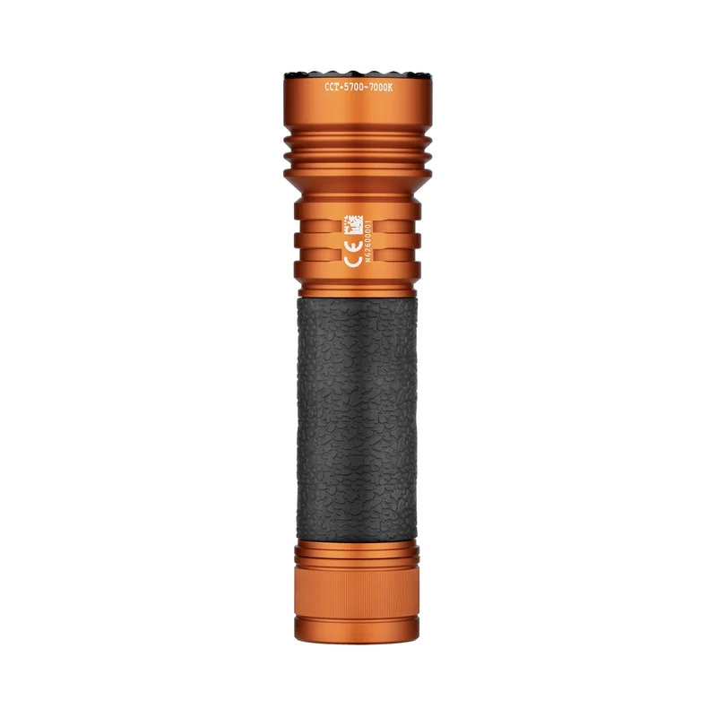 Taktyczna latarka poszukiwawcza Olight Seeker 4 Pro Cool White Orange - 4600 lumenów